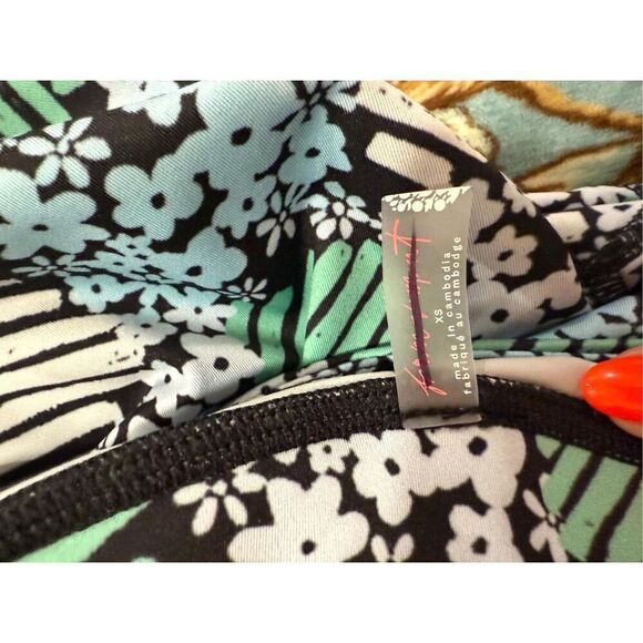 Free People Lose Control Leggings Daisy Check Print FP Movement Size XS - Picture 8 of 9